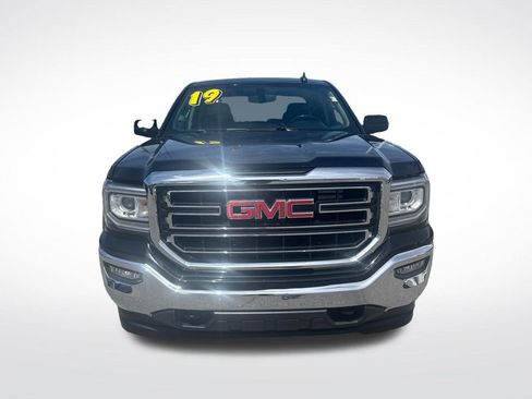 Used 2019 GMC Sierra 1500 SLE w/ SLE Value Package AWD/4WD image 12