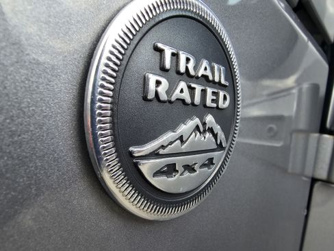 Used 2016 Jeep Wrangler Rubicon w/ Dual Top Group image 26