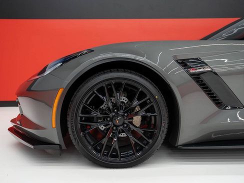 Used 2016 Chevrolet Corvette Z06 w/ 2LZ Preferred Equipment Group RWD image 25
