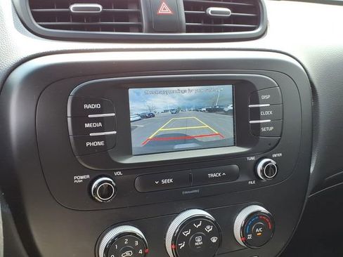 Used 2017 Kia Soul w/ Convenience Package FWD image 16