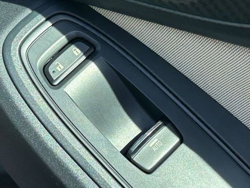 Used 2018 Subaru Impreza 2.0i AWD/4WD image 21