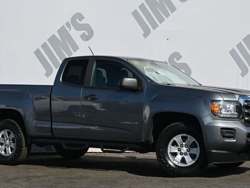 Used 2018 GMC Canyon W/T image 3