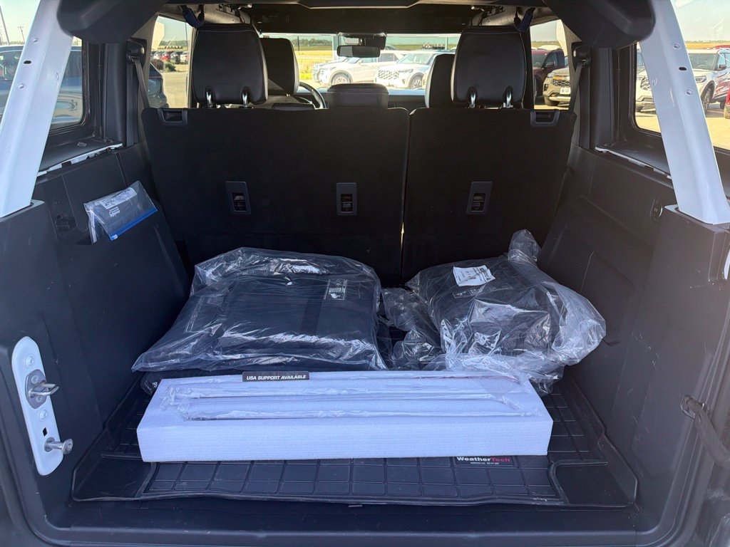 Used 2024 Ford Bronco Wildtrak AWD/4WD image 34