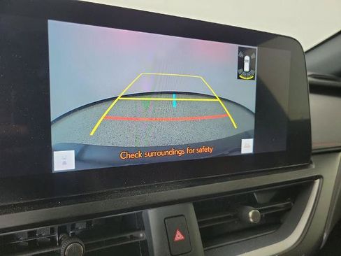 Used 2023 Lexus UX 250h F Sport FWD image 31