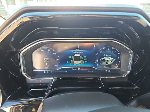 Used 2023 Chevrolet Silverado 1500 LT Trail Boss image 15