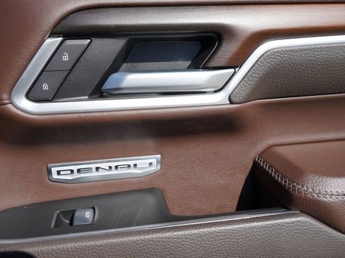 Used 2025 GMC Sierra 1500 Denali w/ Technology Package image 52