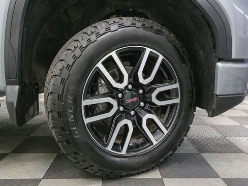 Used 2023 GMC Sierra 1500 AT4 w/ AT4 Premium Package AWD/4WD image 13