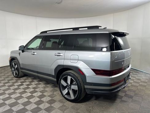 Used 2024 Hyundai Santa Fe Limited image 5
