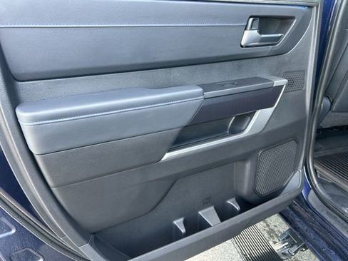 Used 2023 Toyota Tundra Platinum AWD/4WD image 41