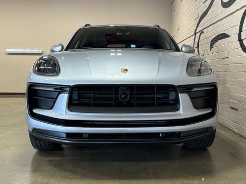Used 2024 Porsche Macan Turbo AWD/4WD image 12