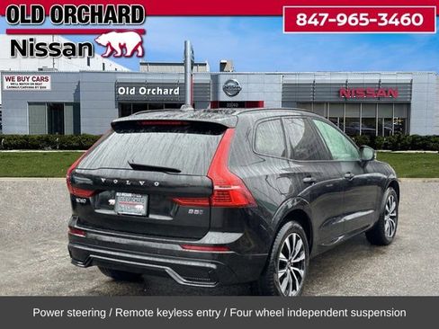 Used 2025 Volvo XC60 B5 Plus image 7