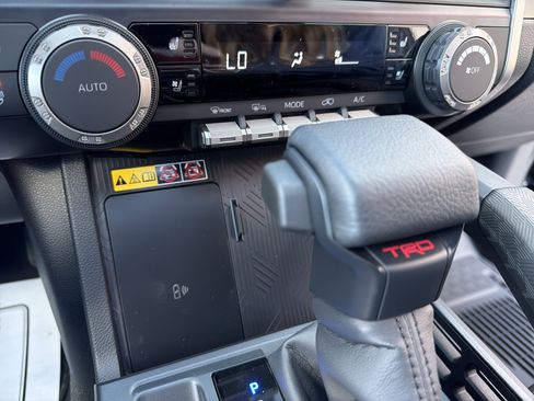 New 2025 Toyota 4Runner TRD Off-Road Premium w/ Tow Technology Package AWD/4WD image 38