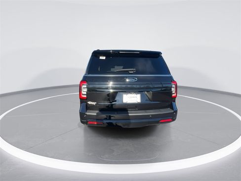 Used 2023 Ford Expedition Max Limited image 7