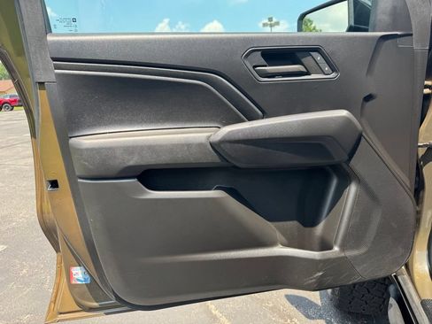 Used 2023 Chevrolet Colorado Trail Boss w/ Advanced Trailering Package AWD/4WD image 20