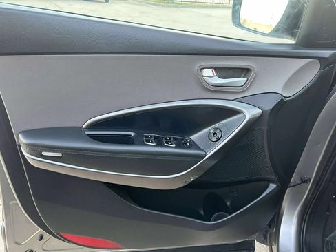 Used 2017 Hyundai Santa Fe Sport image 10