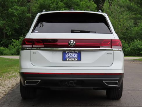 Used 2025 Volkswagen Atlas SE w/ Panoramic Sunroof Package AWD/4WD image 14