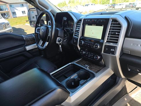Used 2017 Ford F350 Lariat w/ Lariat Value Package AWD/4WD image 35