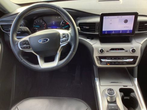 Certified 2023 Ford Explorer XLT w/ Equipment Group 202A image 8