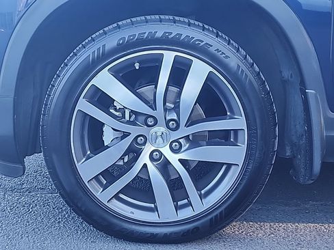 Used 2017 Honda Pilot Touring image 28