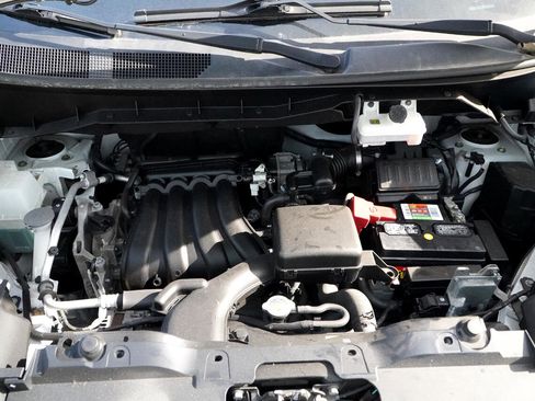 Used 2020 Nissan NV200 SV w/ Sliding Glass Door Package image 39