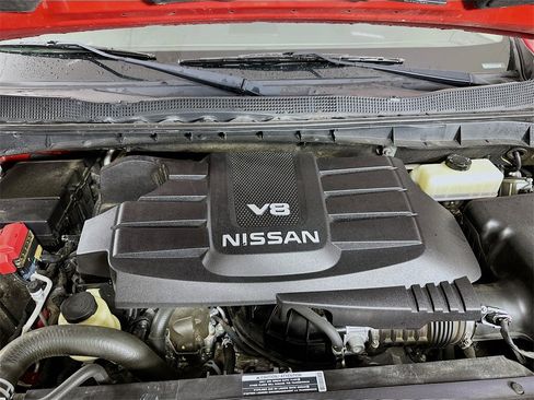 Used 2020 Nissan Titan SV w/ Accessory Utility Package image 28