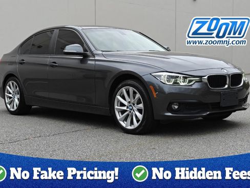 Used 2018 BMW 320i xDrive Sedan w/ Convenience Package AWD/4WD image 1