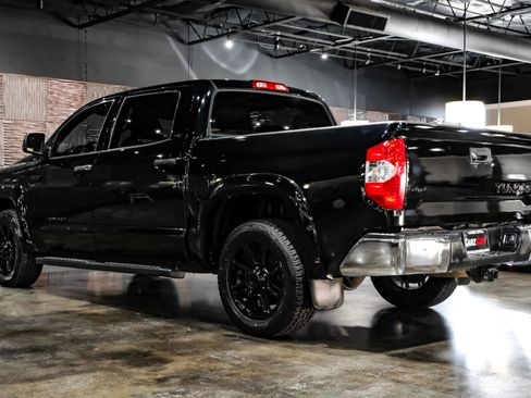 Used 2019 Toyota Tundra SR5 w/ SR5 Upgrade Package AWD/4WD image 15