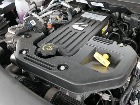 New 2026 RAM 3500 Tradesman image 27