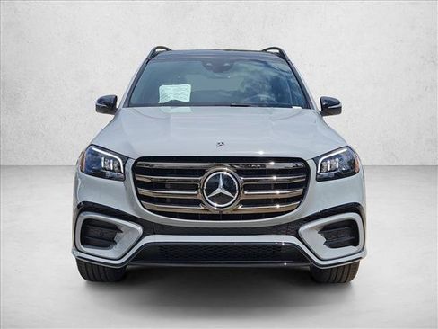 New 2026 Mercedes-Benz GLS 450 4MATIC image 6