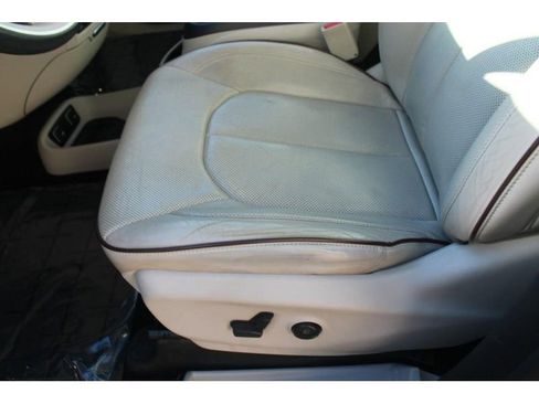 Used 2017 Chrysler Pacifica Limited w/ UConnect Theater Package image 20