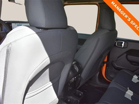 New 2025 Jeep Gladiator Willys image 15