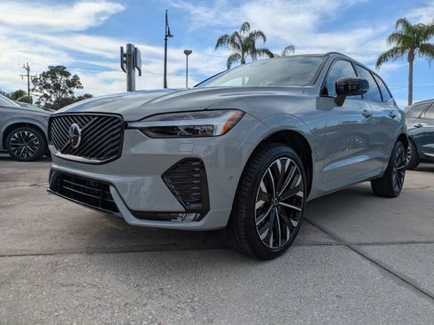 New 2026 Volvo XC60 B5 Ultra w/ Protection Package Premier image 8