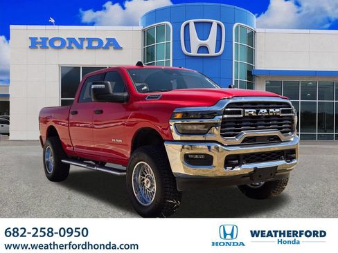 Used 2026 RAM 2500 Big Horn AWD/4WD image 1