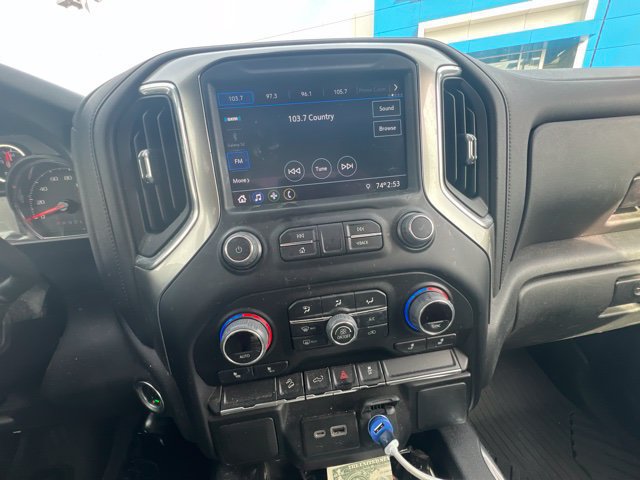 Used 2022 Chevrolet Silverado 1500 LT Trail Boss w/ Bed Protection Package AWD/4WD image 17