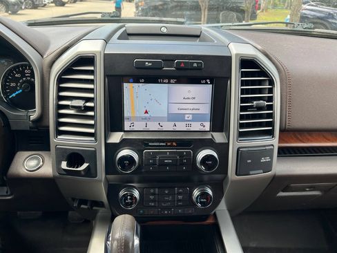Used 2019 Ford F150 King Ranch RWD image 19