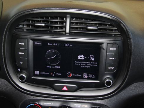 Used 2022 Kia Soul LX w/ Technology Package FWD image 14