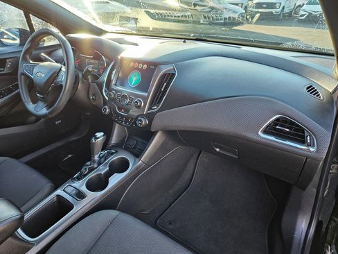 Used 2016 Chevrolet Cruze LT w/ Sun And Sound Package FWD image 35
