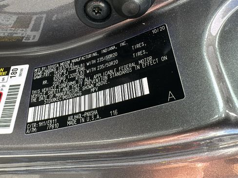 Used 2021 Toyota Sienna XSE image 30