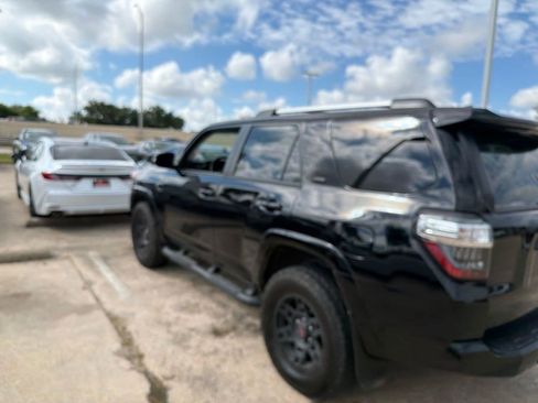 Used 2023 Toyota 4Runner SR5 Premium w/ Moonroof Package AWD/4WD image 6
