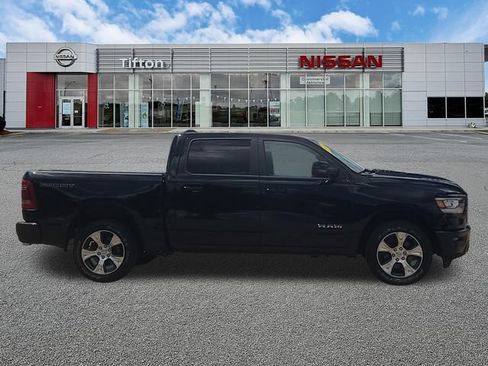 Used 2023 RAM 1500 Laramie AWD/4WD image 8