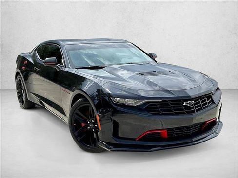 Used 2022 Chevrolet Camaro LT w/ Redline Edition RWD image 11