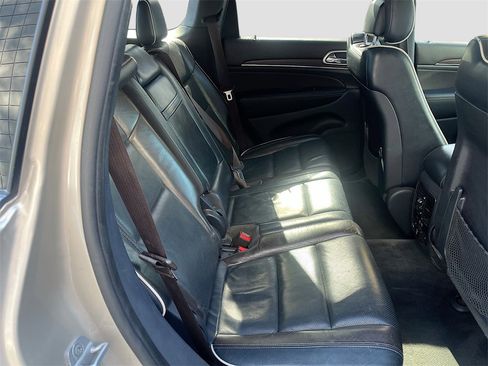 Used 2014 Jeep Grand Cherokee Overland w/ Advanced Technology Group image 28