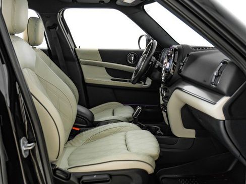 Used 2022 MINI Cooper Countryman S w/ Signature Upholstery Package image 28