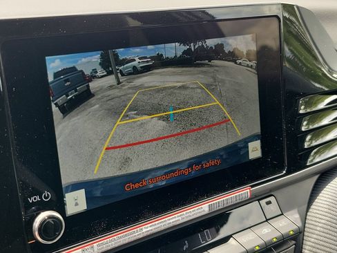 Used 2026 Toyota Camry SE FWD image 26