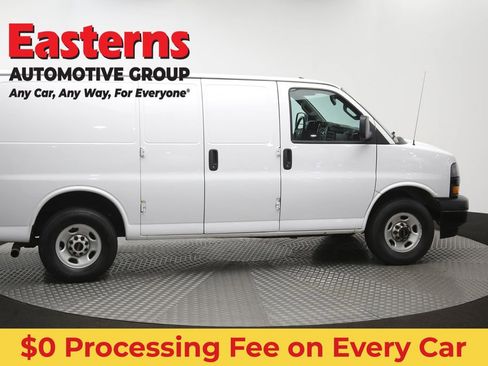 Used 2021 Chevrolet Express 2500 RWD image 36