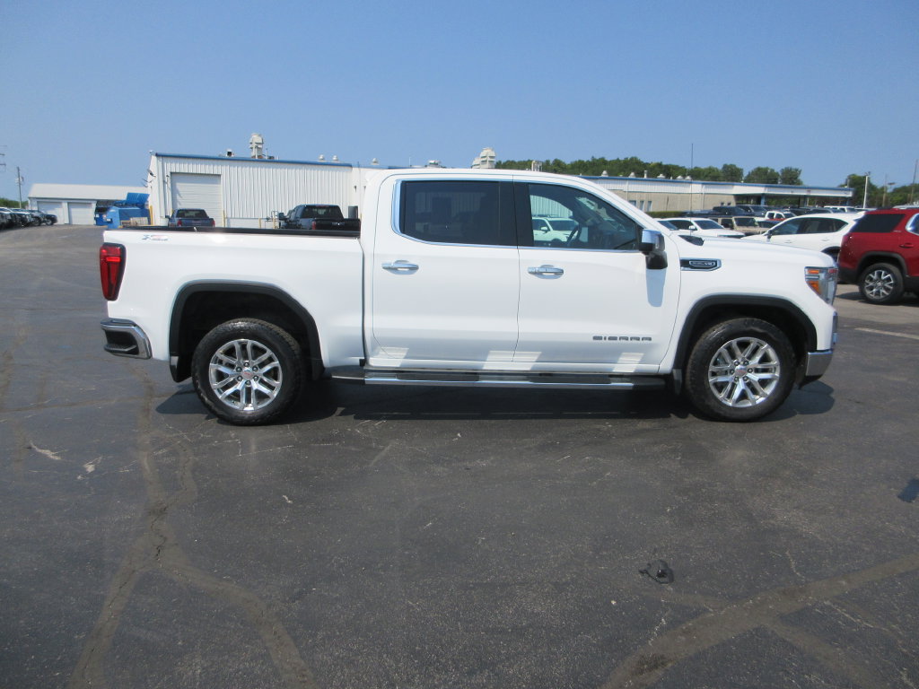 Used 2019 GMC Sierra 1500 SLT w/ SLT Premium Plus Package AWD/4WD image 2