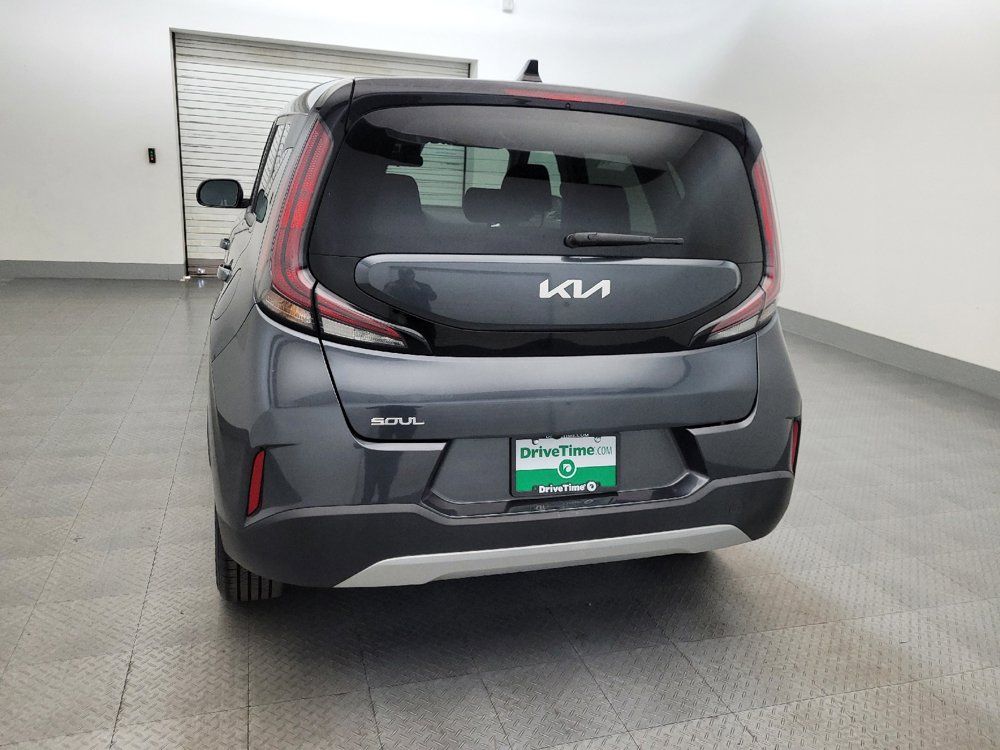 Used 2023 Kia Soul LX w/ Option Group 015 FWD image 6