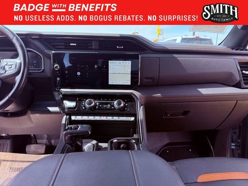 Used 2023 GMC Sierra 1500 AT4 w/ AT4 Premium Package AWD/4WD image 22