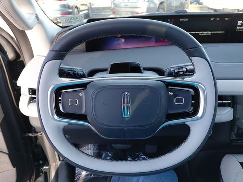 New 2026 Lincoln Navigator L Reserve w/ Jet Appearance Package image 16