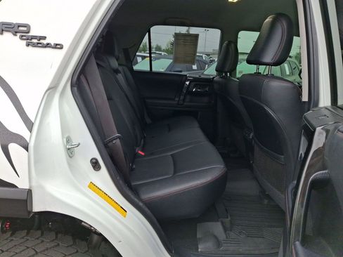 Used 2021 Toyota 4Runner TRD Off-Road Premium AWD/4WD image 25